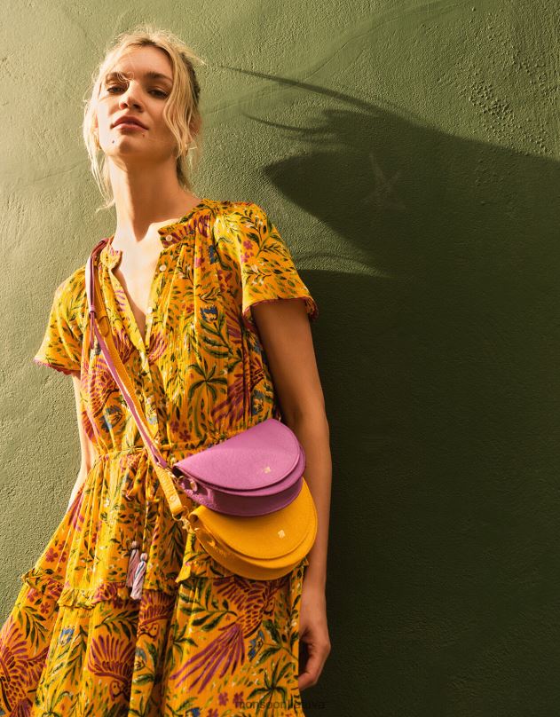 Monsoon Suknelė su gėlėmis ir delnų raštais iš lenzing ecovero moterys geltona apranga DPXBJ379